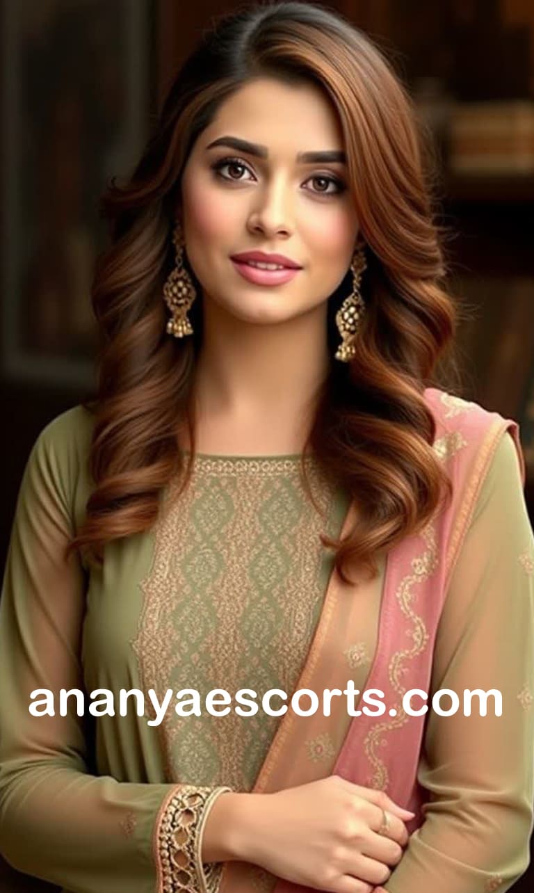 Escort Service in Tapi